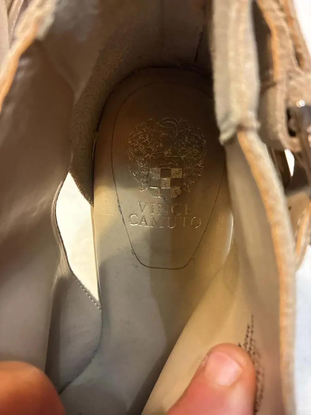 Vince Camuto pre owned